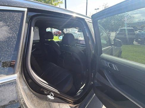 Used 2025 BMW X5 xDrive40i w/ Premium Package AWD/4WD image 25
