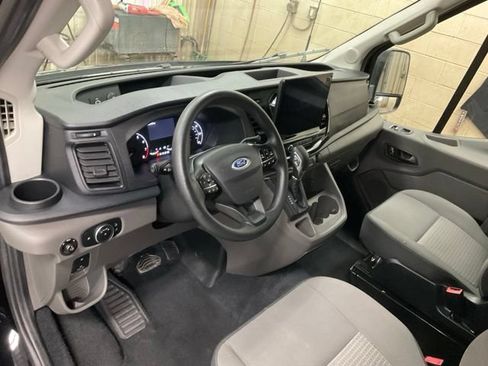 Used 2024 Ford Transit 350 XLT RWD image 6