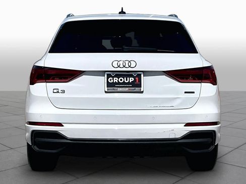 Used 2023 Audi Q3 2.0T Premium AWD/4WD image 5