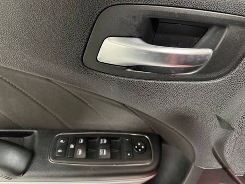 Used 2018 Dodge Charger SXT Plus w/ Beats Audio Group RWD image 12