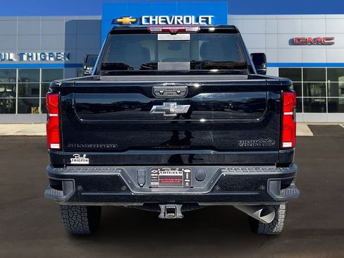 Used 2024 Chevrolet Silverado 2500 High Country w/ High Country Premium Package AWD/4WD image 5