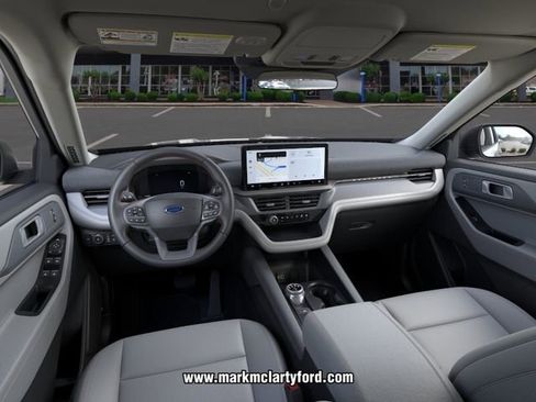 New 2026 Ford Explorer Active w/ Active Comfort Package RWD image 9