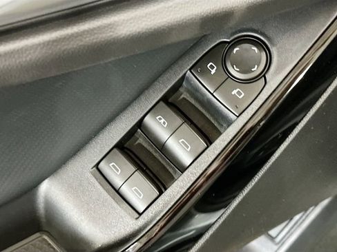 New 2026 Chevrolet Equinox LT w/ Convenience Package II image 19