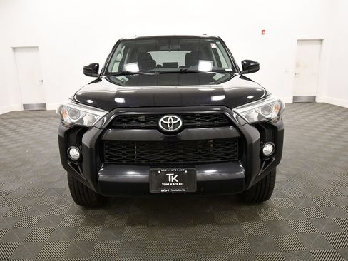 Used 2019 Toyota 4Runner SR5 AWD/4WD image 11