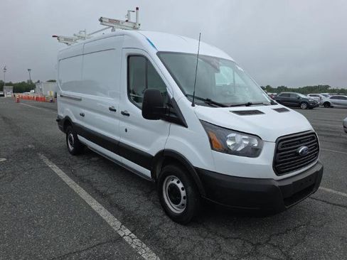 Used 2019 Ford Transit 250 148 Medium Roof RWD image 3