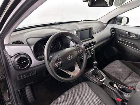 Used 2021 Hyundai Kona SEL w/ Cargo Package image 18