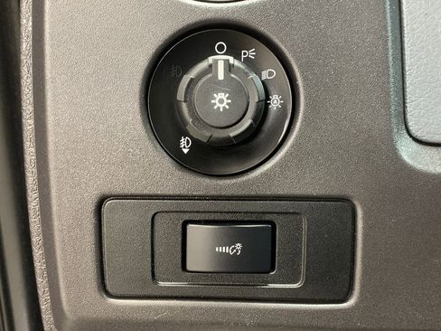 Used 2013 Ford F150 XLT w/ Luxury Equipment Group image 23