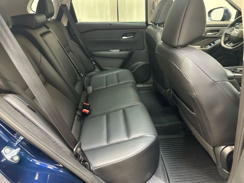 Certified 2025 Nissan Rogue SV w/ SV Premium Package image 20