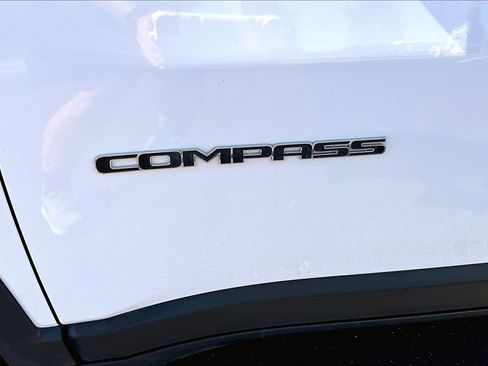 Used 2024 Jeep Compass Limited AWD/4WD image 31