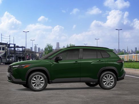 New 2026 Toyota Corolla Cross LE image 5