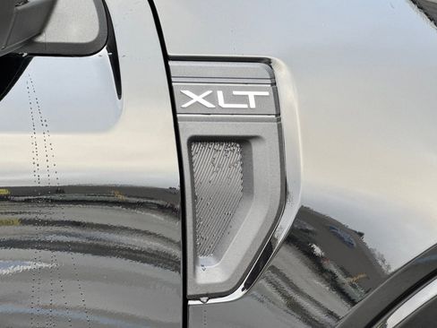 New 2026 Ford Maverick XLT image 29