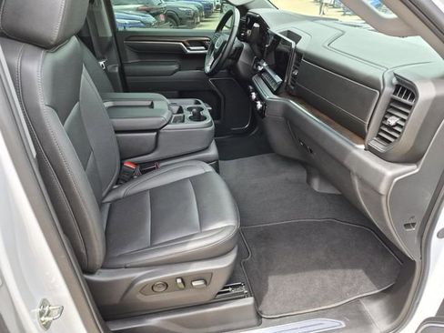 Used 2025 GMC Sierra 1500 SLT RWD image 13