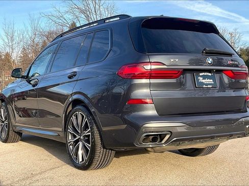 Used 2022 BMW X7 M50i w/ Executive Package image 11