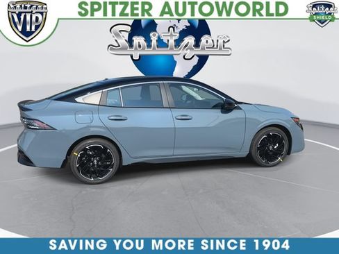 New 2026 Nissan Sentra SR w/ SR Premium Package FWD image 10