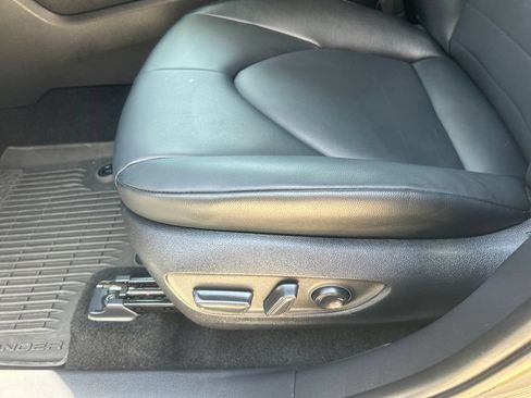 Certified 2025 Toyota Highlander XLE AWD/4WD image 28