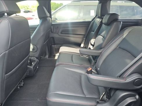Used 2025 Honda Odyssey Sport-L image 9