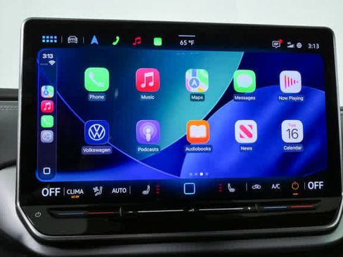 Certified 2025 Volkswagen ID.4 Pro RWD image 19