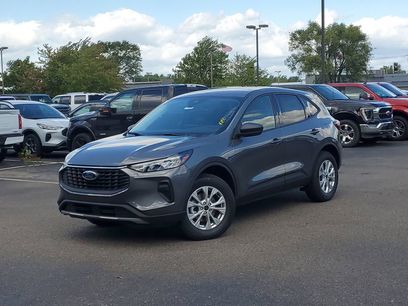 New 2025 Ford Escape Active w/ Cold Weather Package