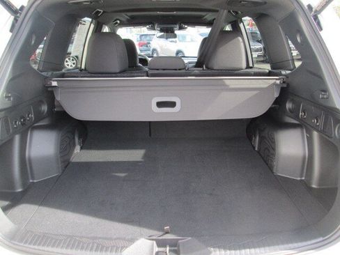 Used 2025 Subaru Forester Premium AWD/4WD image 11
