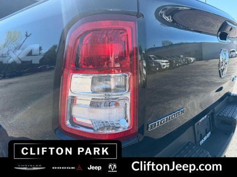 Used 2019 RAM 1500 Big Horn AWD/4WD image 7