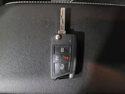 Used 2024 Volkswagen Jetta S image 32