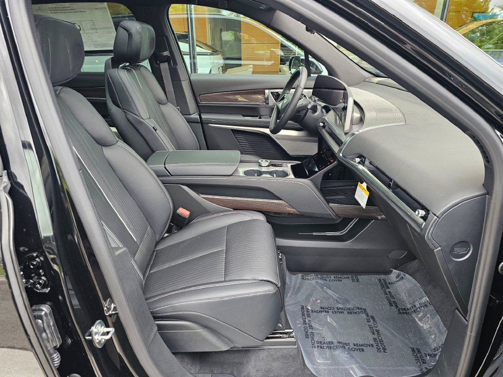 Used 2026 Cadillac Vistiq Sport AWD/4WD image 11
