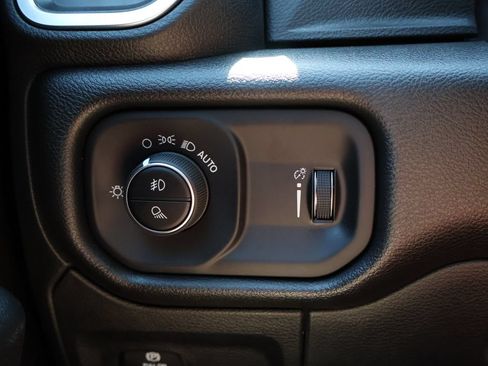 New 2026 RAM 1500 Express AWD/4WD image 54