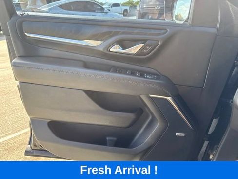 Used 2021 GMC Yukon Denali w/ Denali Premium Package RWD image 13