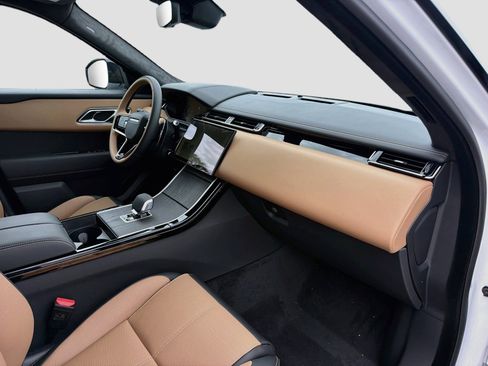 New 2026 Land Rover Range Rover Velar Autobiography AWD/4WD image 14