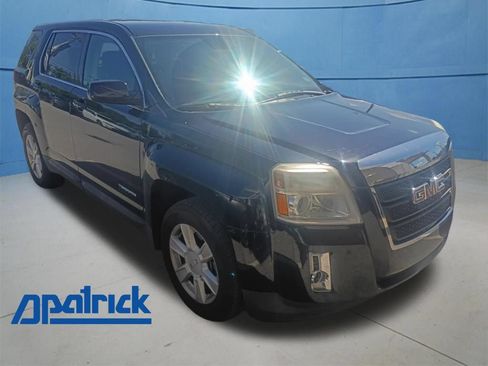 Used 2013 GMC Terrain SLE FWD image 1