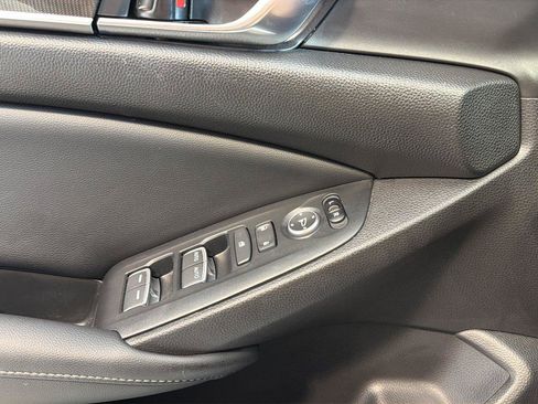 Used 2022 Honda Accord Sport image 21