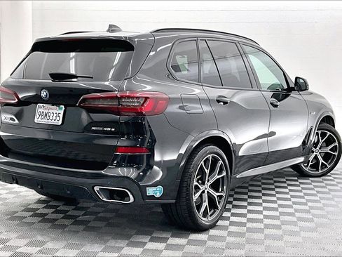 Used 2022 BMW X5 xDrive45e w/ M Sport Package AWD/4WD image 11