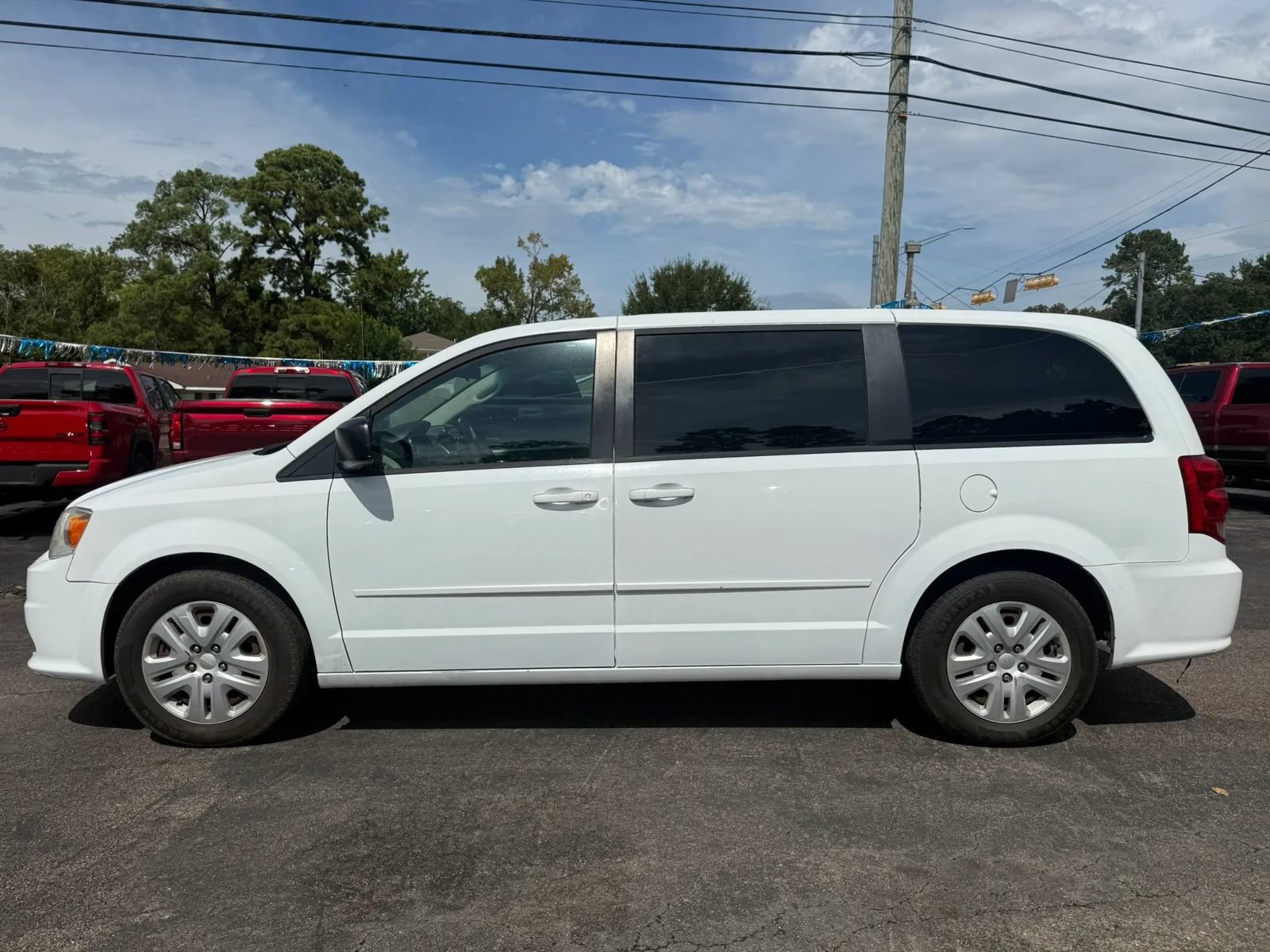 Used 2016 Dodge Grand Caravan SE w/ Quick Order Package 29E SE FWD image 9