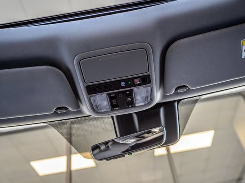Used 2020 Honda Odyssey Elite image 50