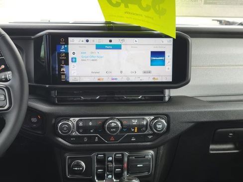 New 2026 Jeep Gladiator Sport image 28