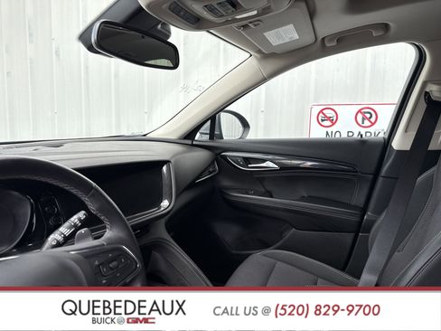 Used 2022 Buick Envision Preferred image 12