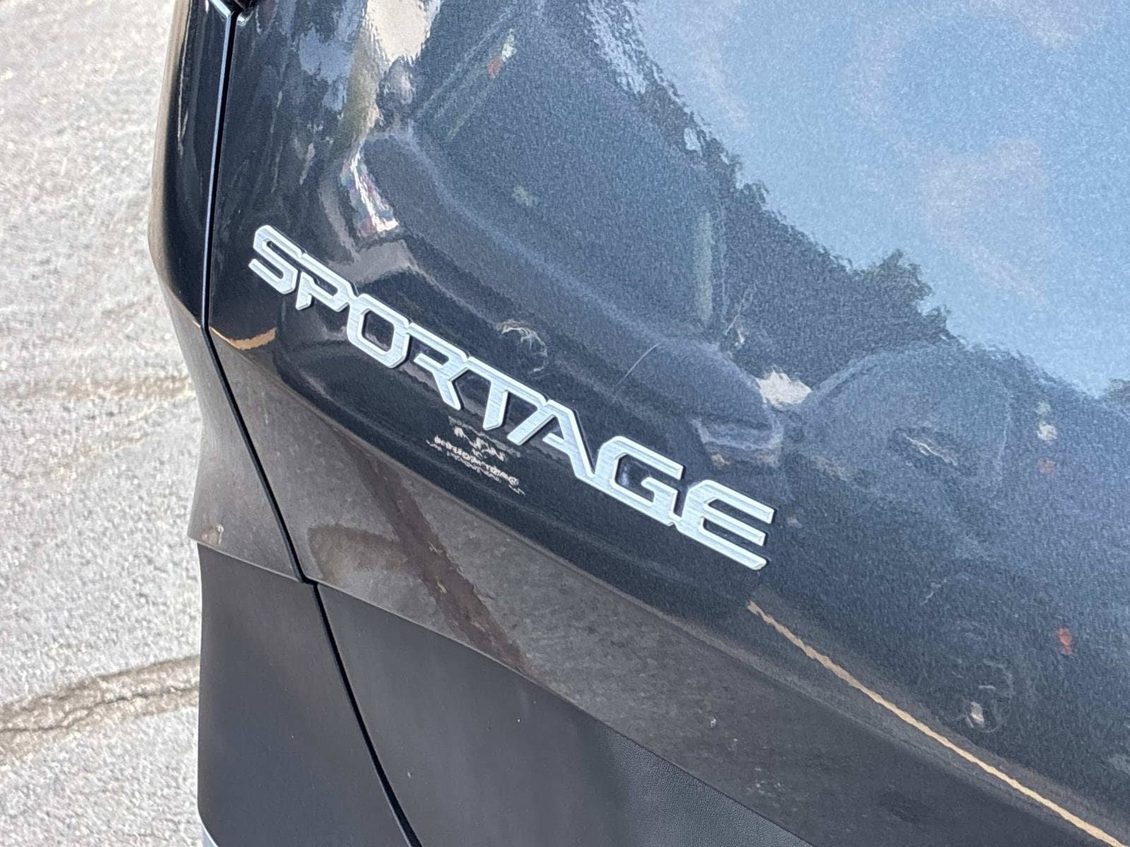 Used 2023 Kia Sportage EX FWD image 11