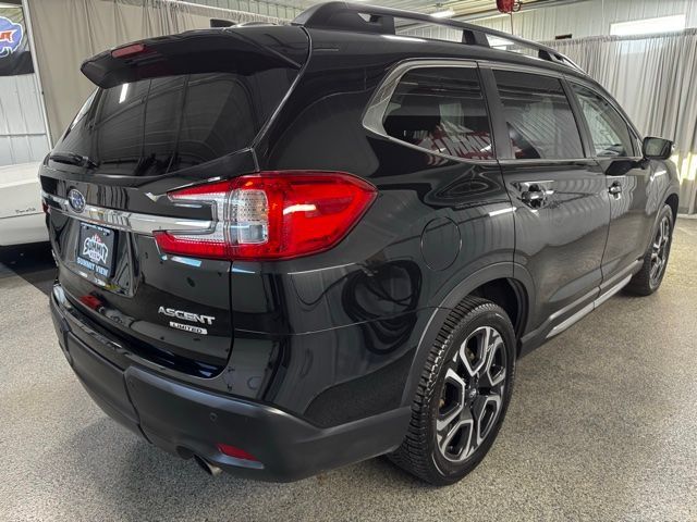 Used 2023 Subaru Ascent Limited AWD/4WD image 4