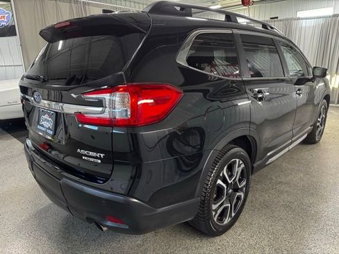 Used 2023 Subaru Ascent Limited image 4