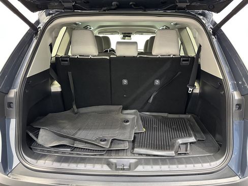 Used 2025 Toyota Grand Highlander AWD image 29