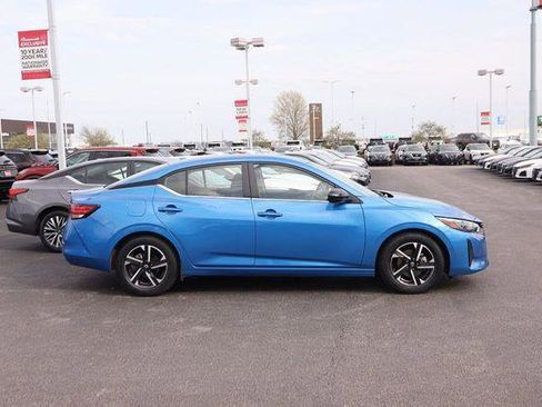 Used 2024 Nissan Sentra SV image 5