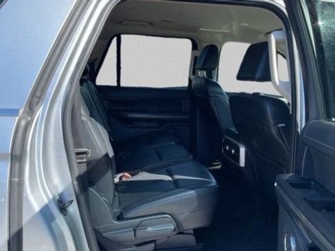 Used 2024 Ford Expedition Max XLT AWD/4WD image 18