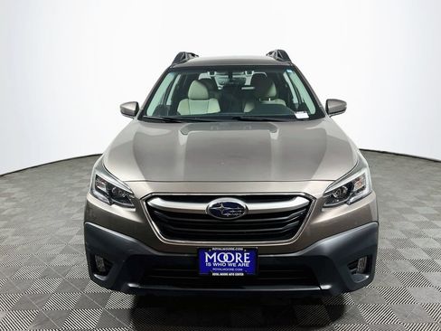 Used 2021 Subaru Outback Premium AWD/4WD image 2