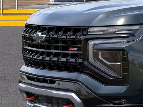 New 2026 Chevrolet Suburban Z71 w/ Comfort Package image 13