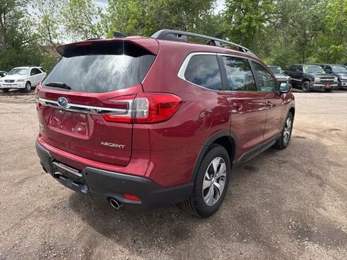 Used 2025 Subaru Ascent Premium AWD/4WD image 6