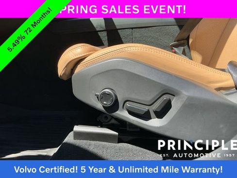 Certified 2024 Volvo XC60 B5 Ultimate w/ Protection Package Premier image 31