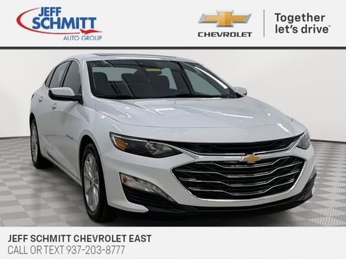Used 2024 Chevrolet Malibu LT FWD image 1