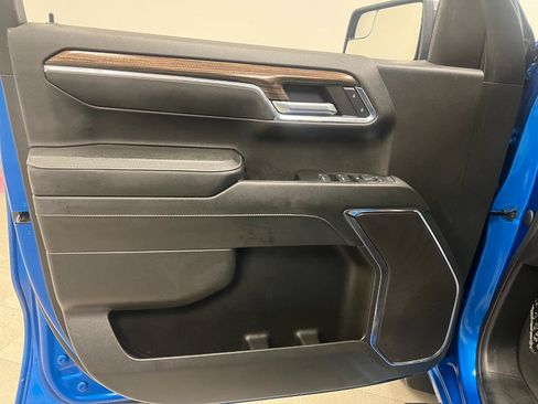 Used 2024 Chevrolet Silverado 1500 LT AWD/4WD image 29
