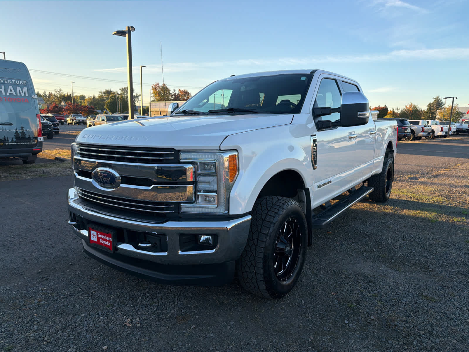 Used 2017 Ford F350 Lariat w/ Chrome Package AWD/4WD image 8