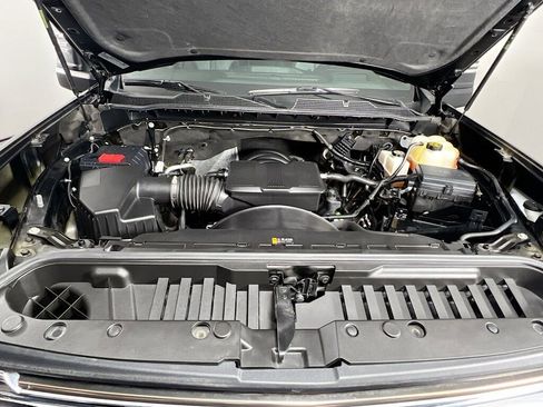 Certified 2022 Chevrolet Silverado 2500 High Country w/ LPO, Dark Essentials Package image 32